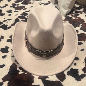 Stylish Cream Cowgirl Hat with Brown Band